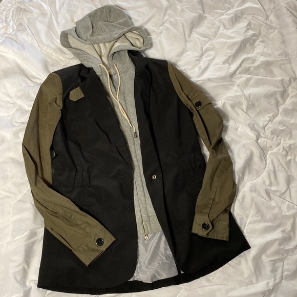 Vici Jacket - Picture 11 of 16